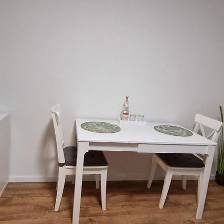 Studio Apartment Naehe S-Bahn Inklusive Parkplatz Oberesslingen Eksteriør billede