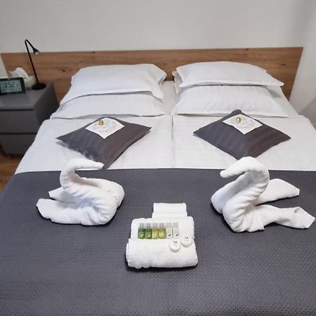 Studio Apartment Naehe S-Bahn Inklusive Parkplatz Oberesslingen Eksteriør billede