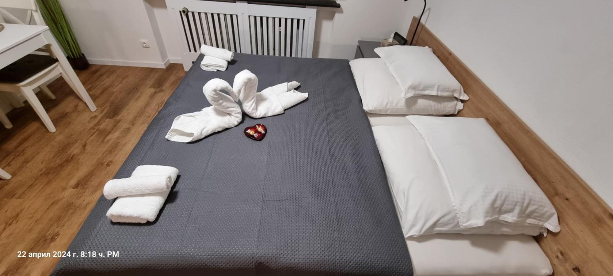 Studio Apartment Naehe S-Bahn Inklusive Parkplatz Oberesslingen Eksteriør billede